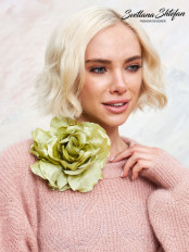 Брошь цветок на платье S21009 - превью 1