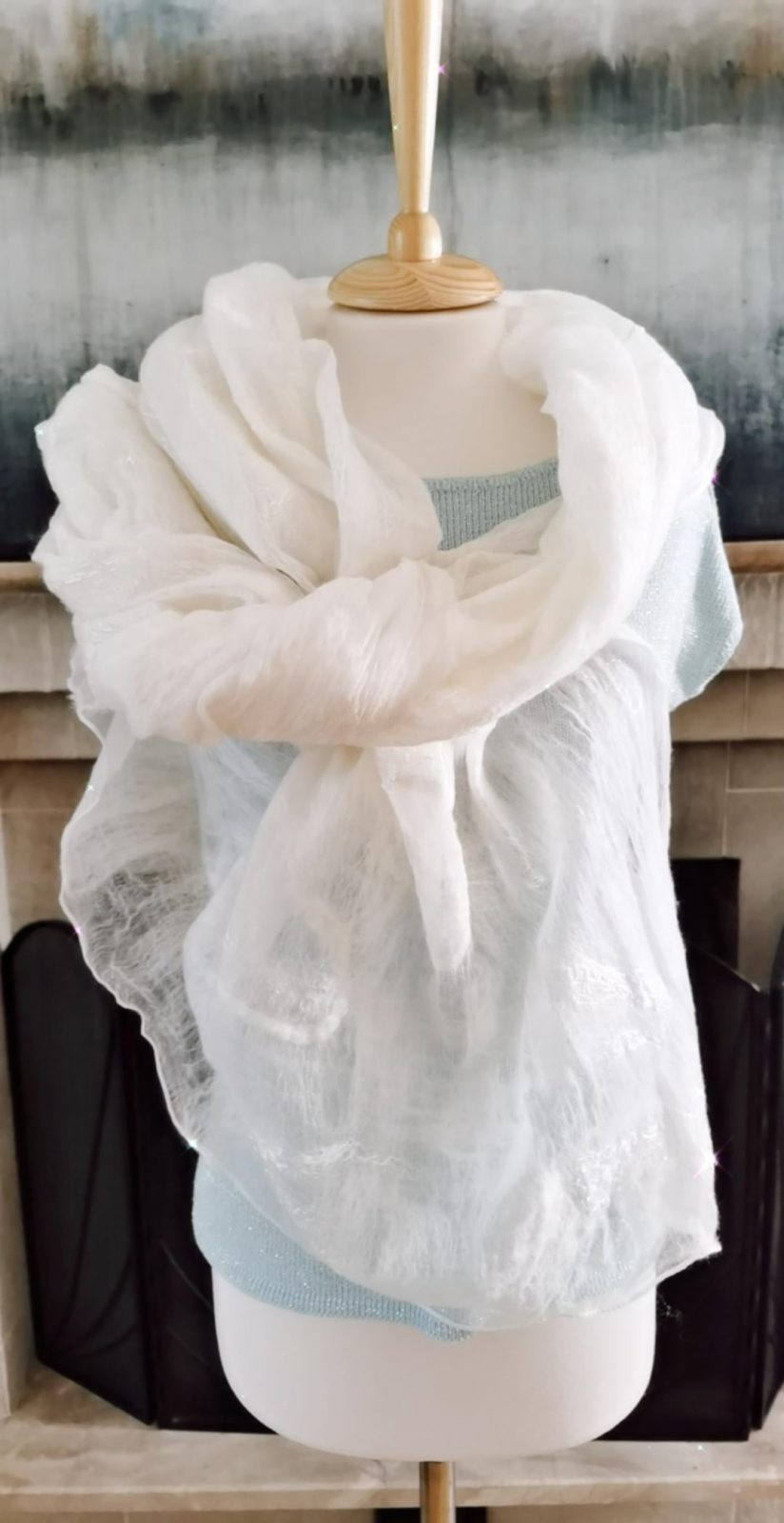 Белый шарф палантин женский