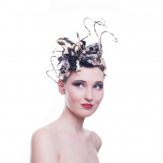 Вечерняя коктейльная шляпка для скачек - превью 1