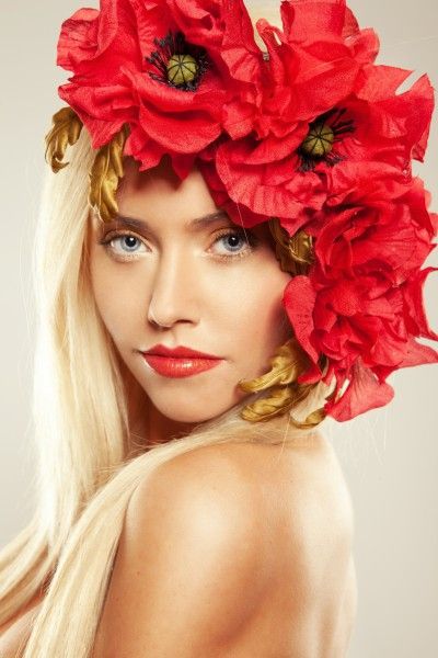 Веночек из маков