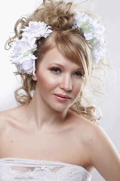 Заколка из цветов