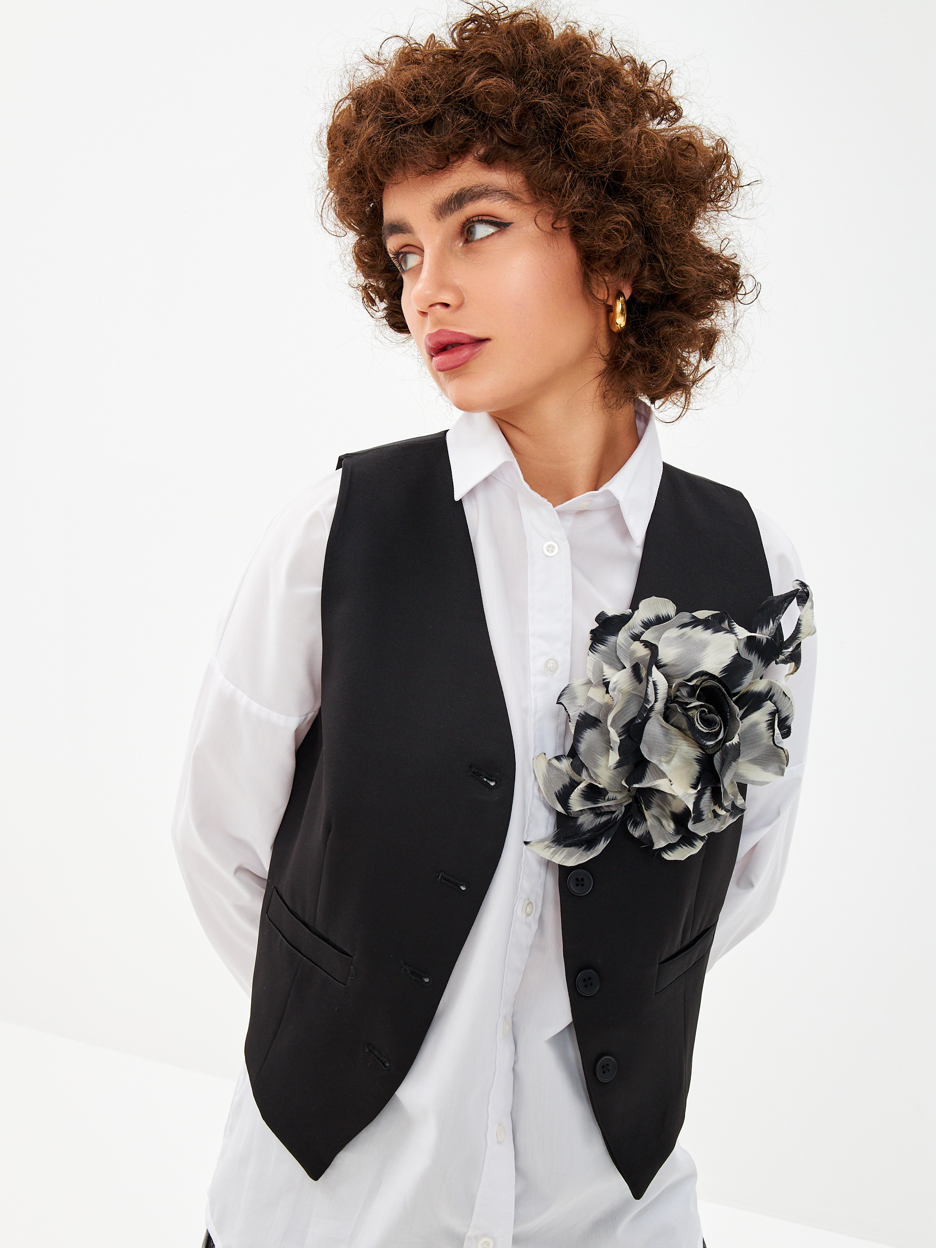 Брошь цветок из ткани / брошь из шелка