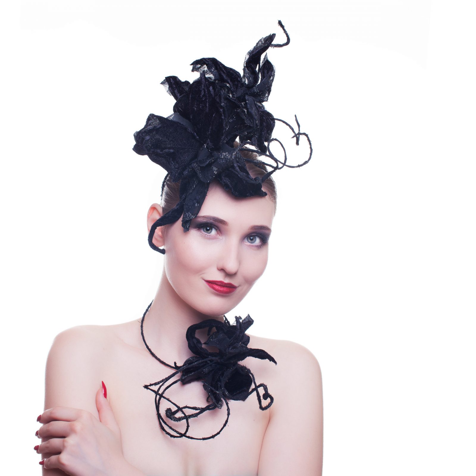 Вечерняя шляпка Черная Орхидея