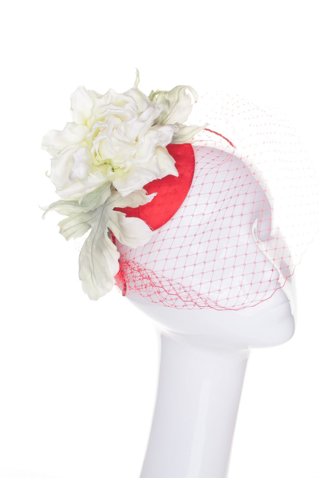 Свадебная шляпка с вуалью