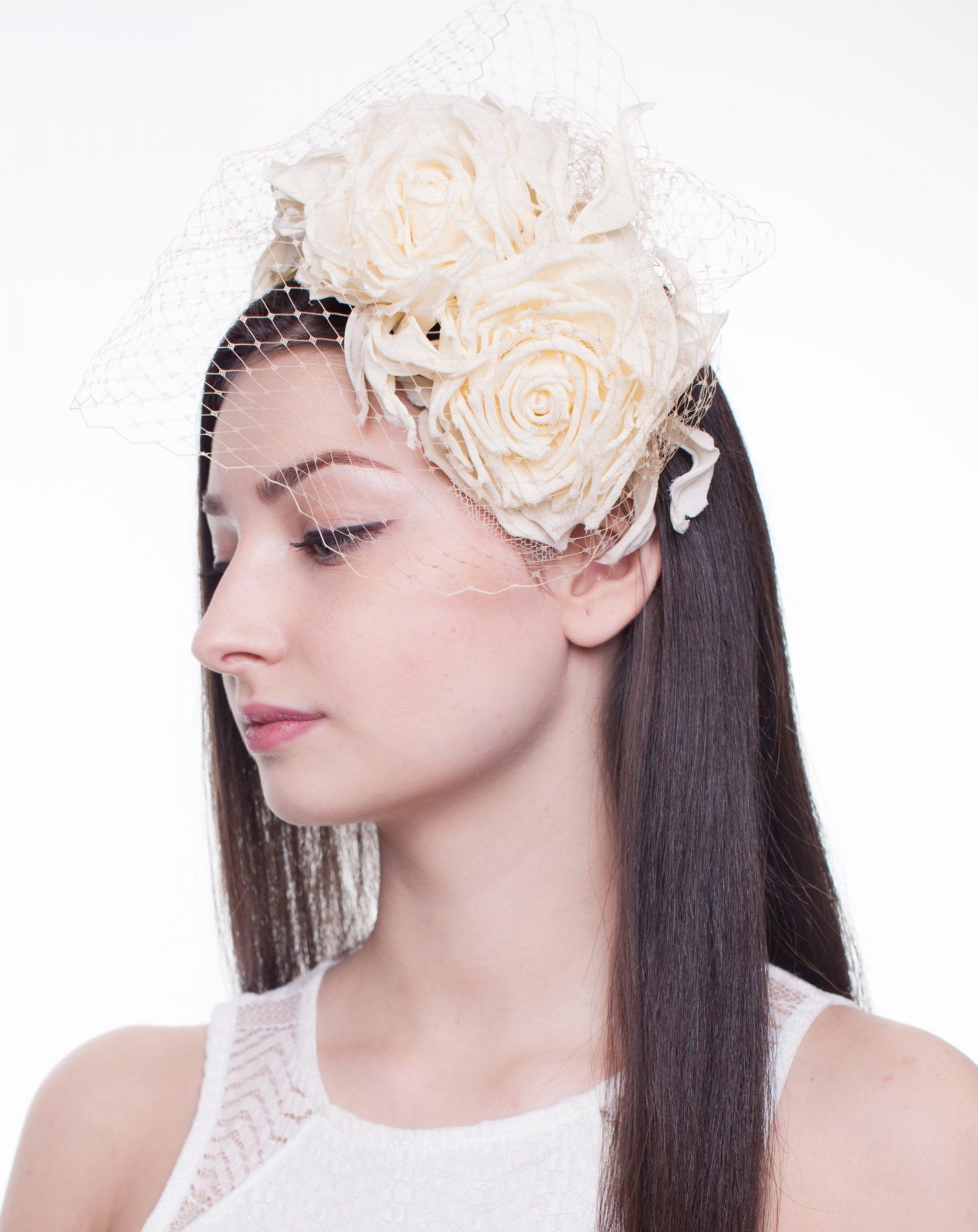 Свадебная шляпка для невесты