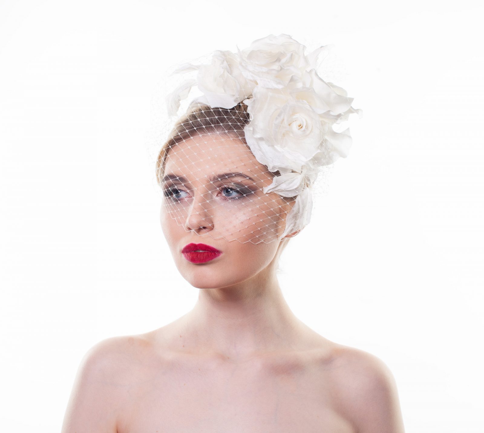 Свадебная шляпка