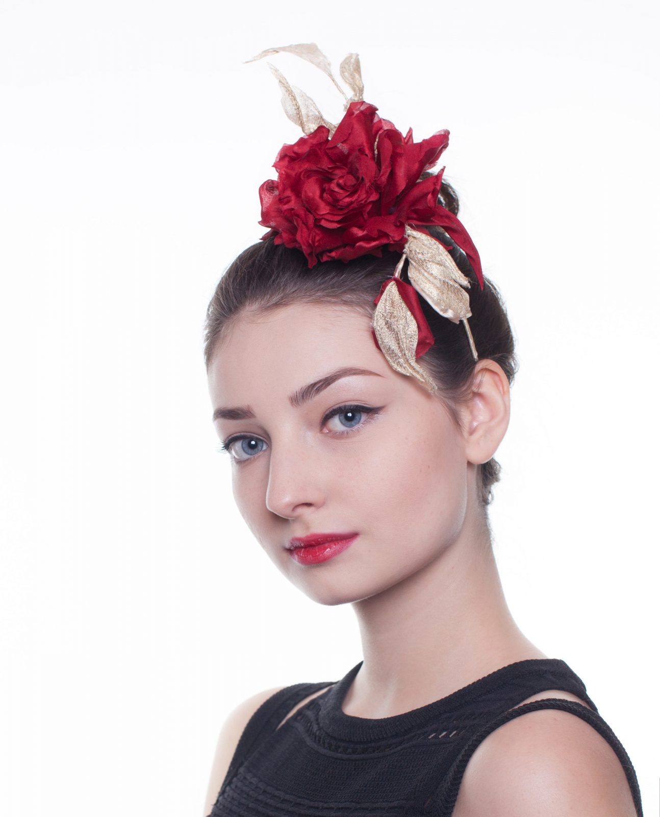 Ободок с цветами шляпка вуалетка вечерняя для скачек