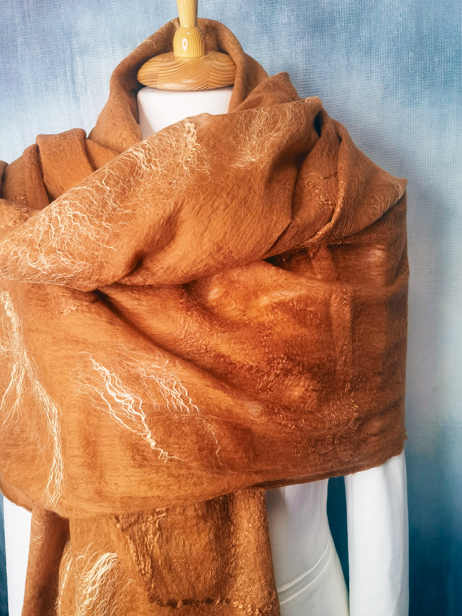 Палантин из натурального шелка и шерсти ручная работа - 1