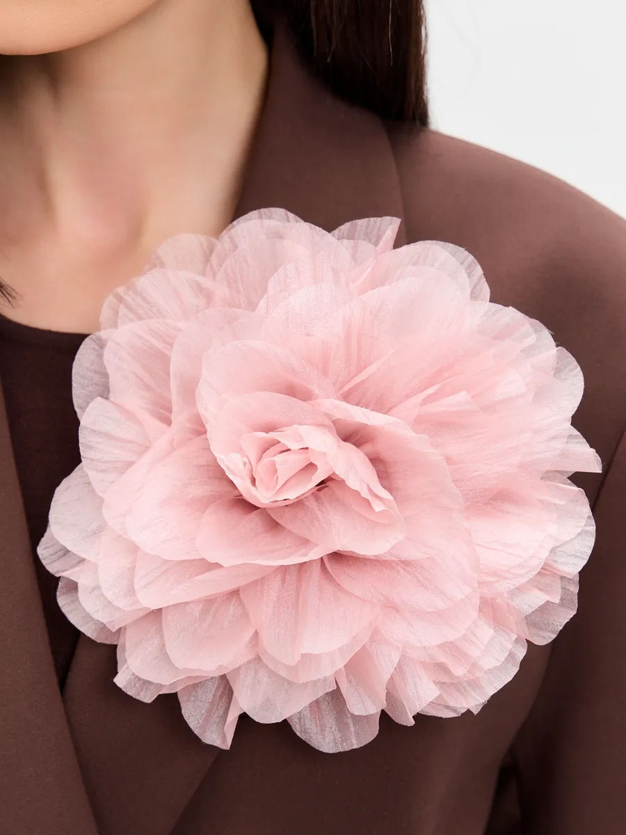 Брошь-роза из ткани и шифона с бантом — украшение для платья - 1