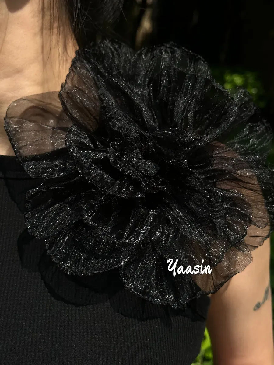 Оригинальная брошь из ткани большая — цветок с бантом - 1