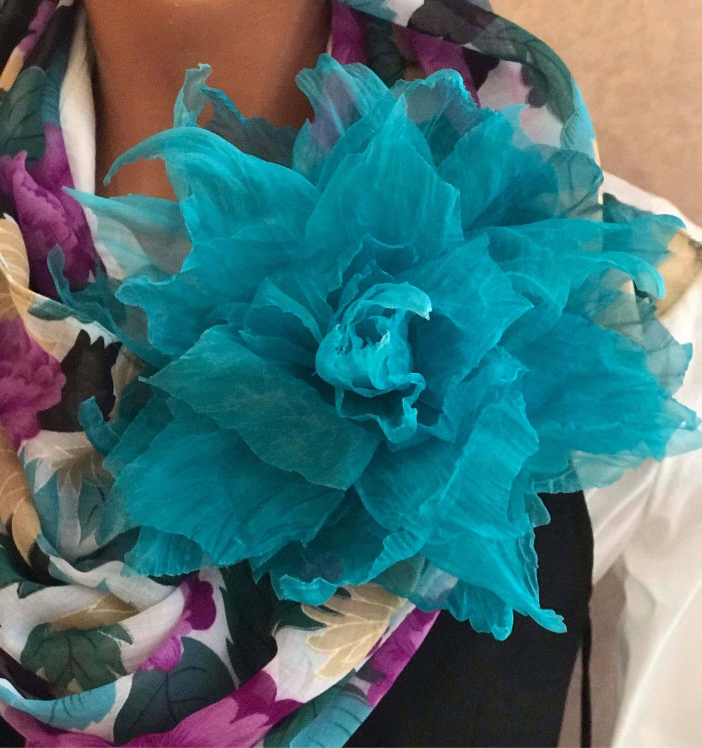 Шелковая брошь-розa крупная, розово-пудровая - 1