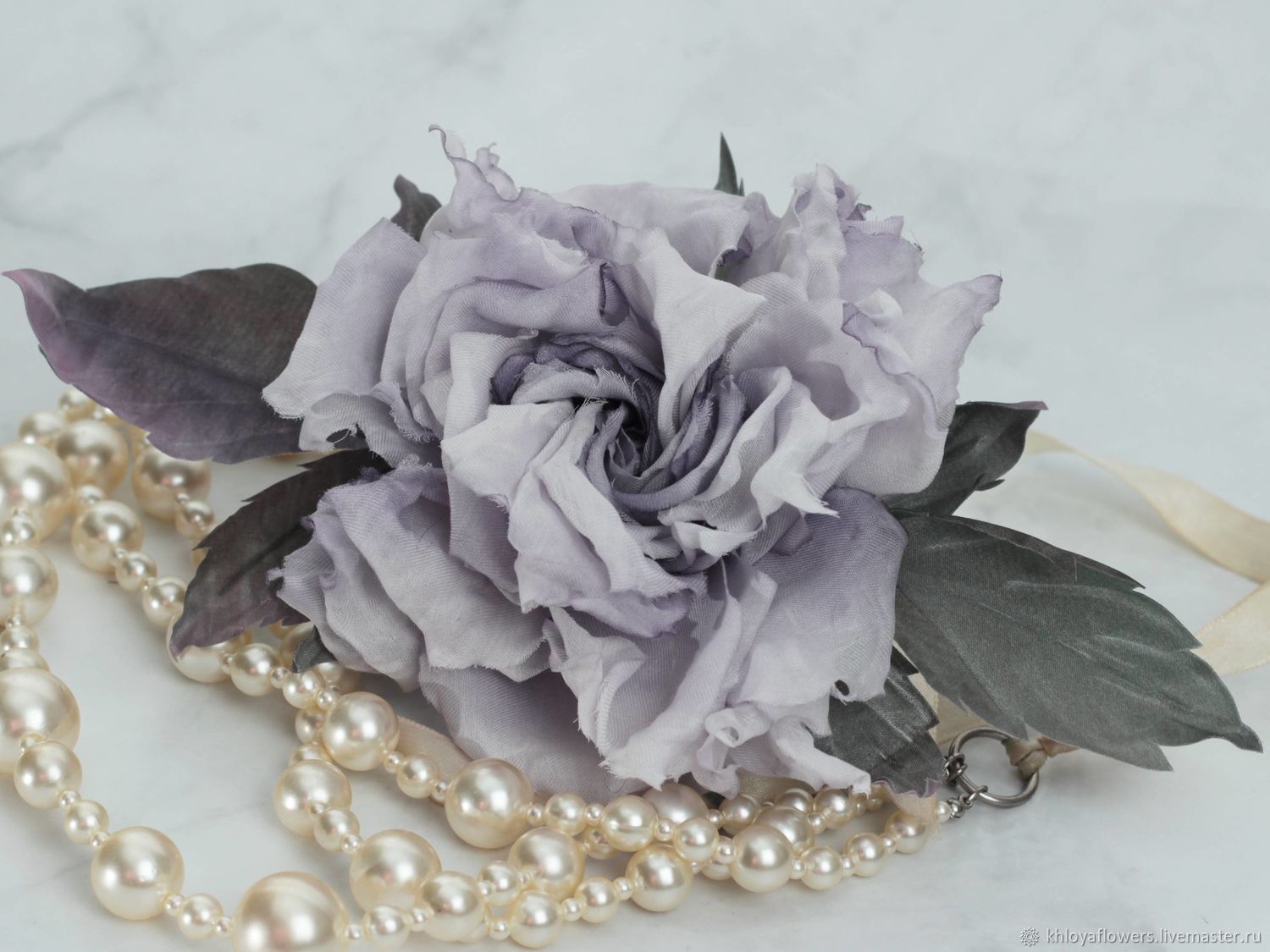 Брошь-розa из шелка, светло-розовая - 1