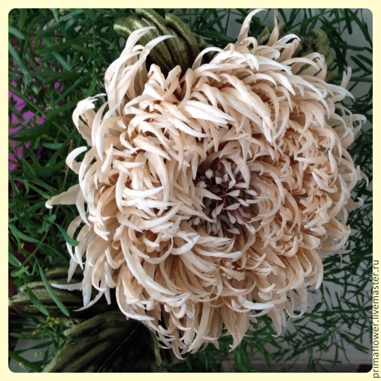 Брошь цветок из ткани, пионы белые - 1