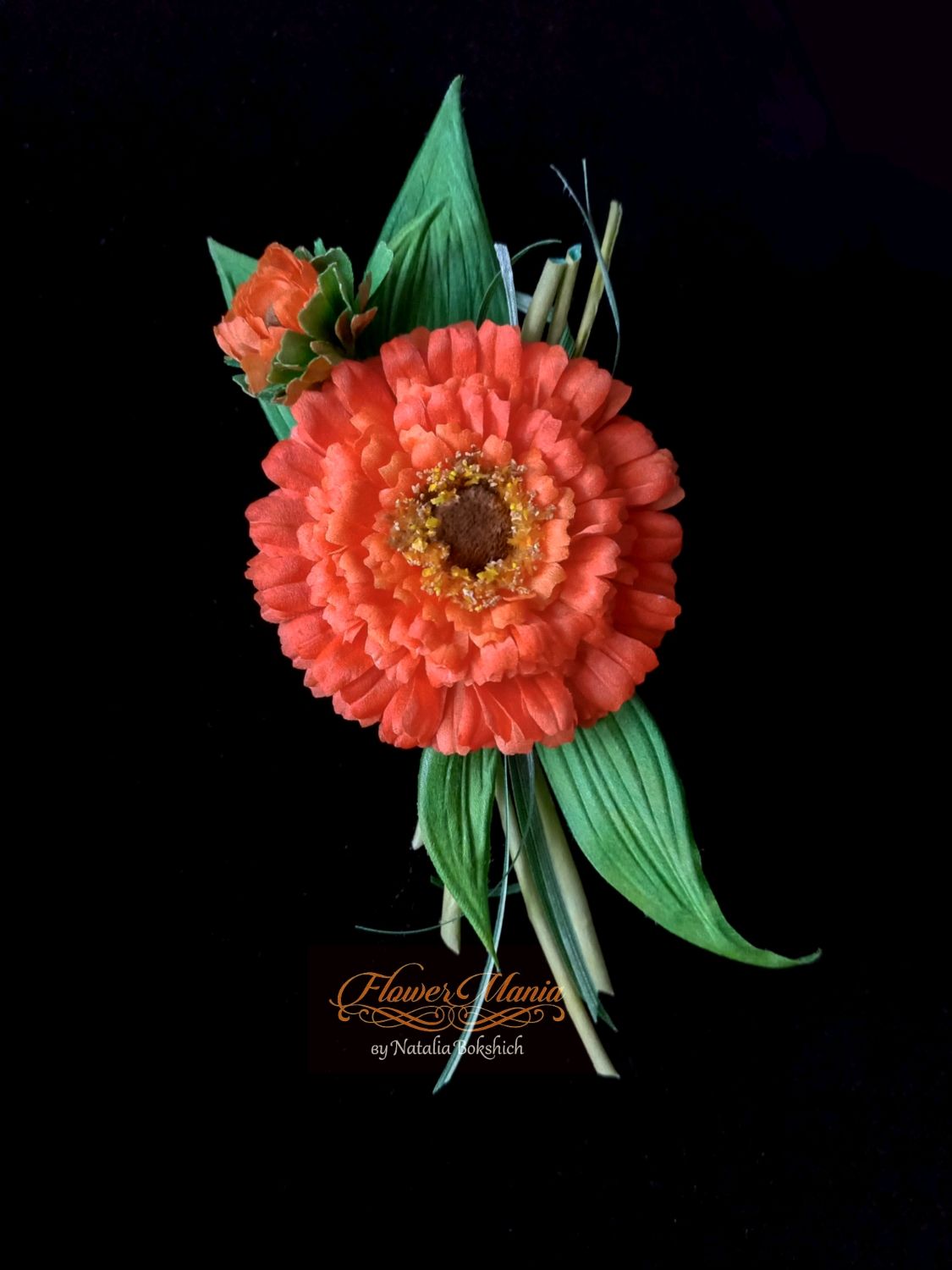 Брошь цветок из фатина, гвоздика красная - 1