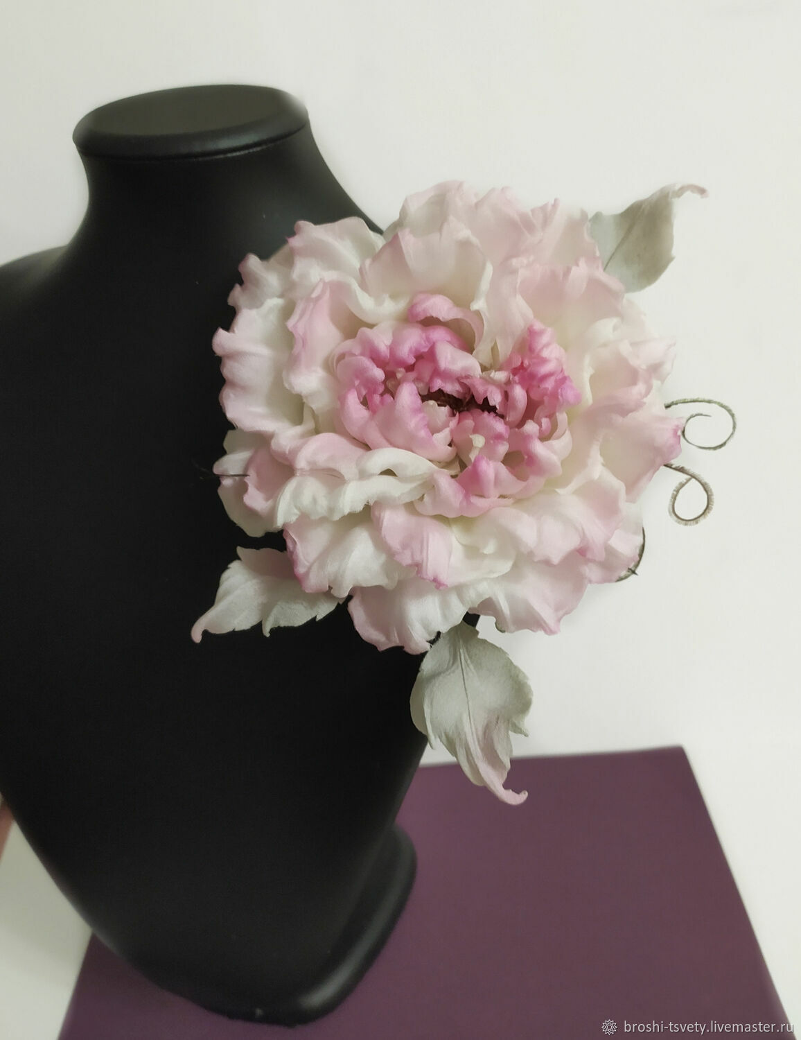 Брошь цветок из шелка, анютины глазки сиреневые - 1