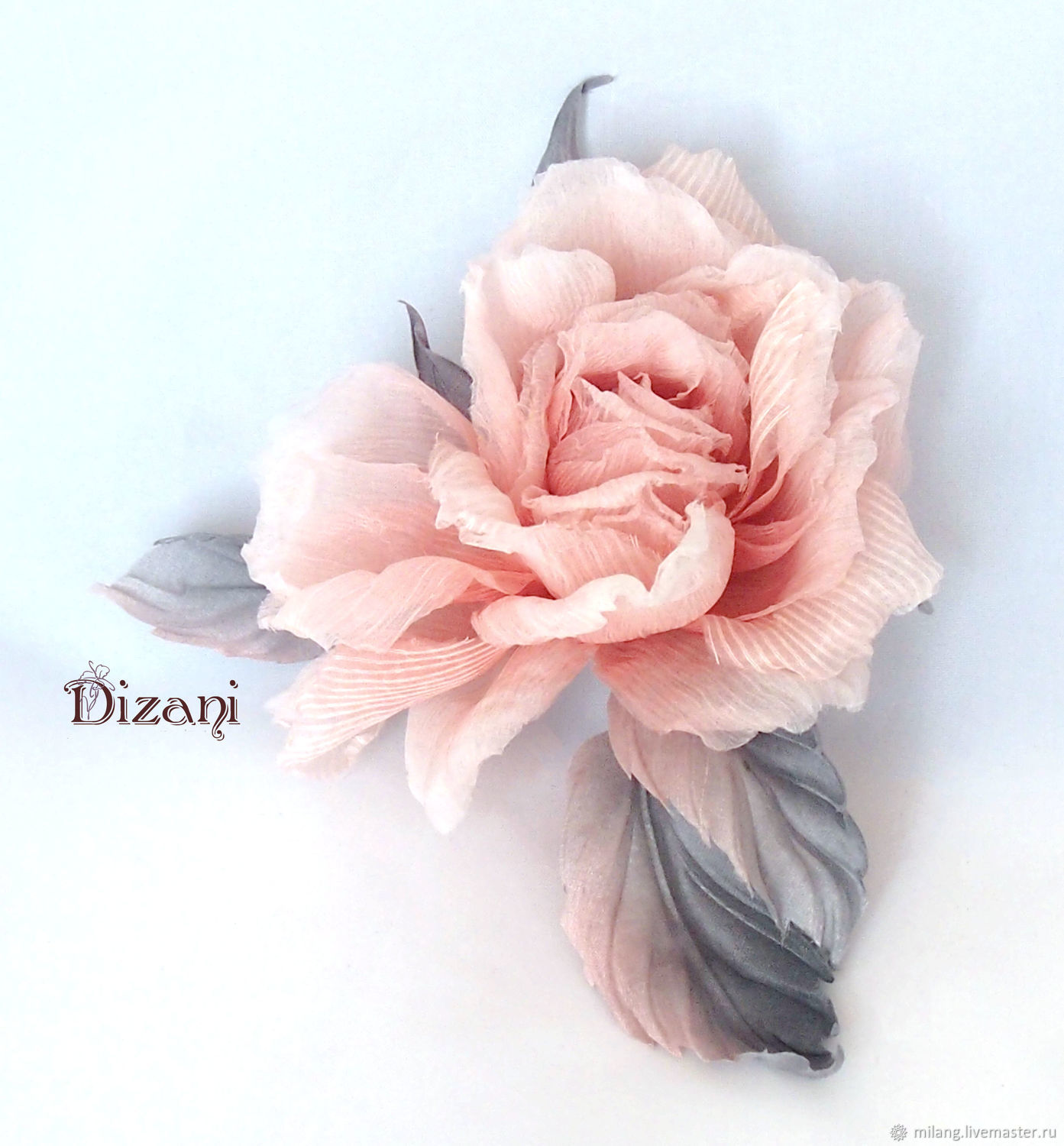Объемная брошь цветок из фоамирана своими руками для одежды - 1
