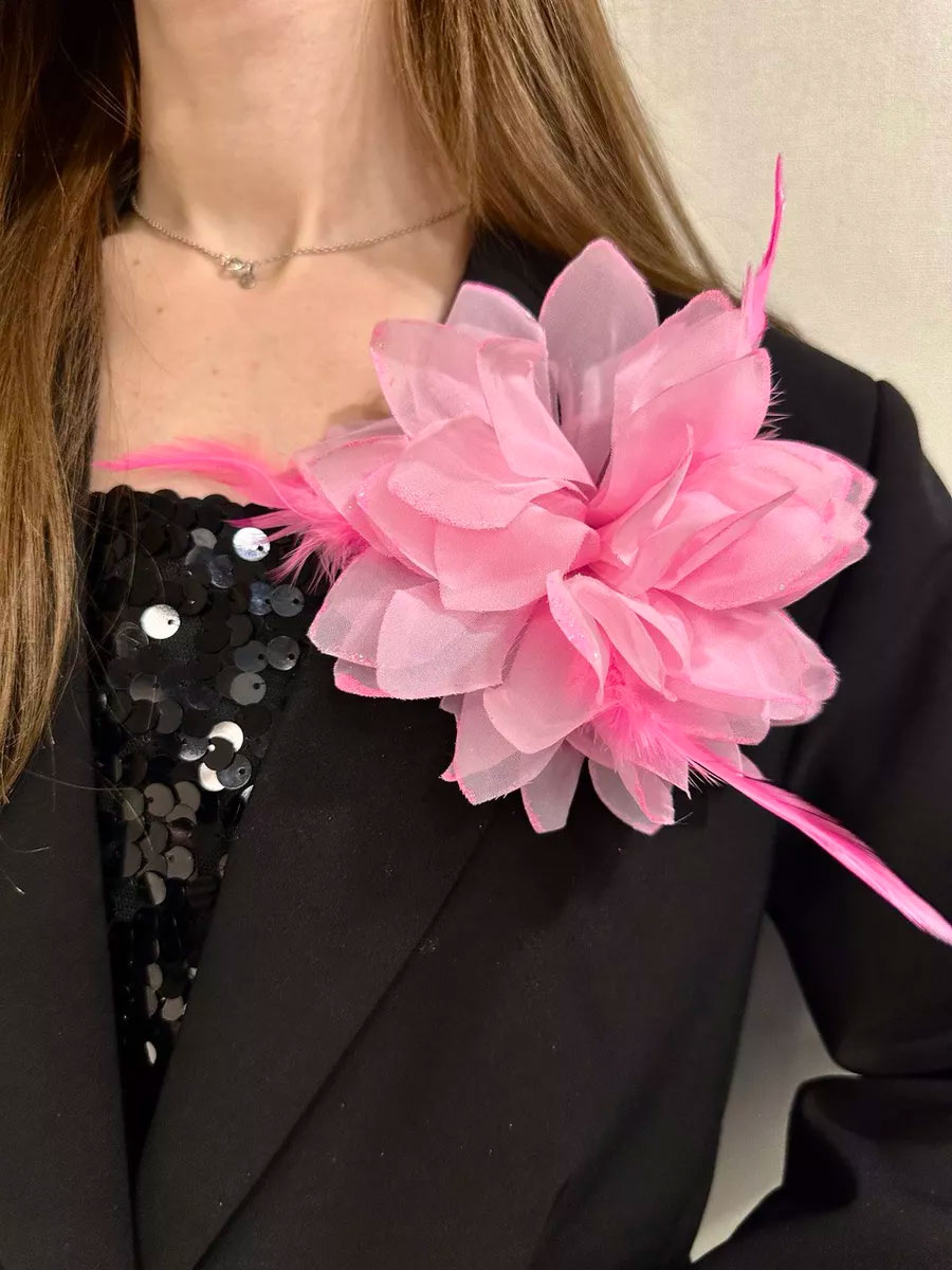 Брошь цветок из фоамирана и шифона для торжественных случаев - 1