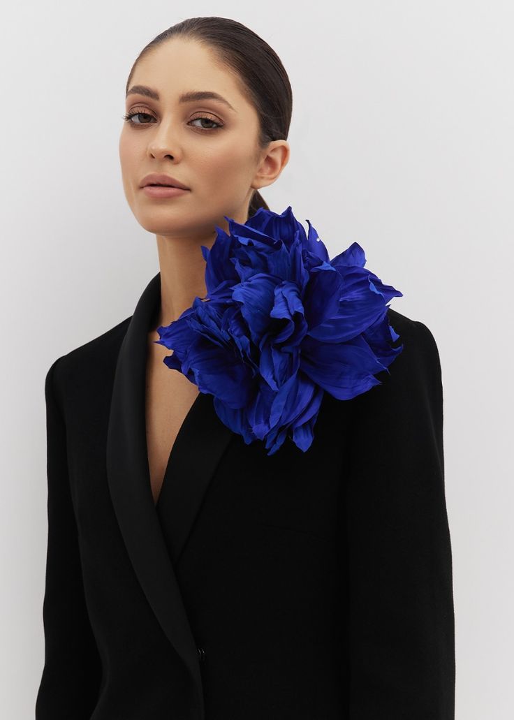 Брошь цветок ярких тонов для летнего гардероба - 1