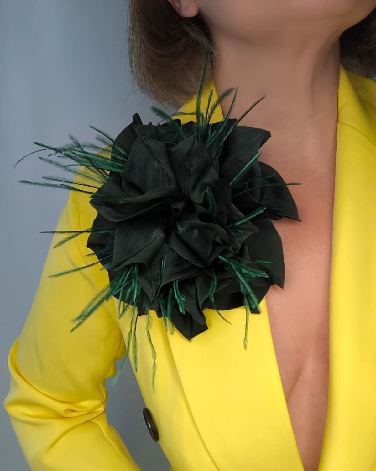 Брошь цветок эффектная для вечерней вечеринки - 1
