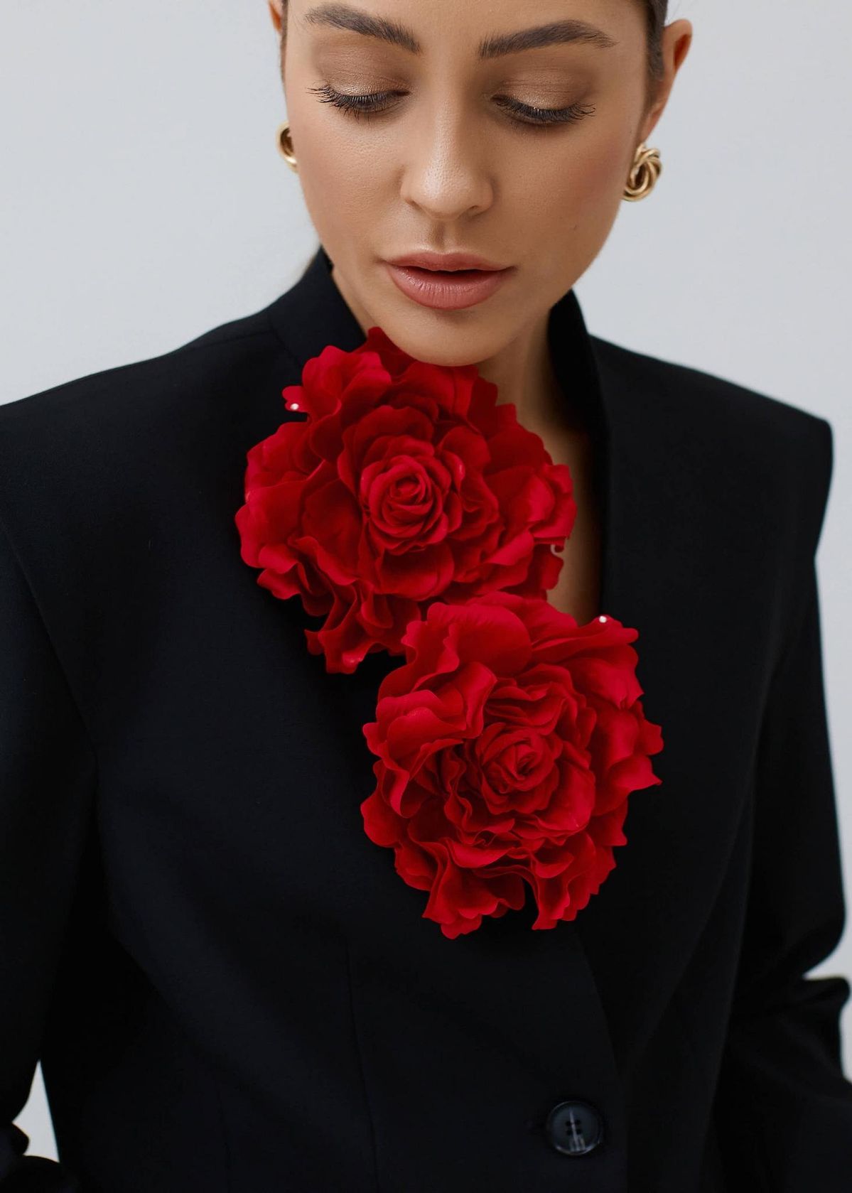 Брошь цветок как подарок на юбилей - 1