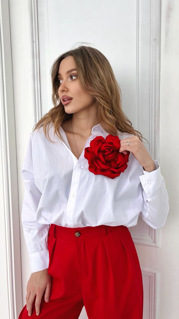 Брошь цветок романтичная для свиданий летом - 1