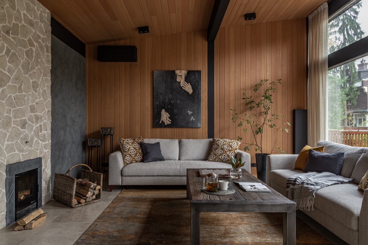 Интерьеры с картинами - 1