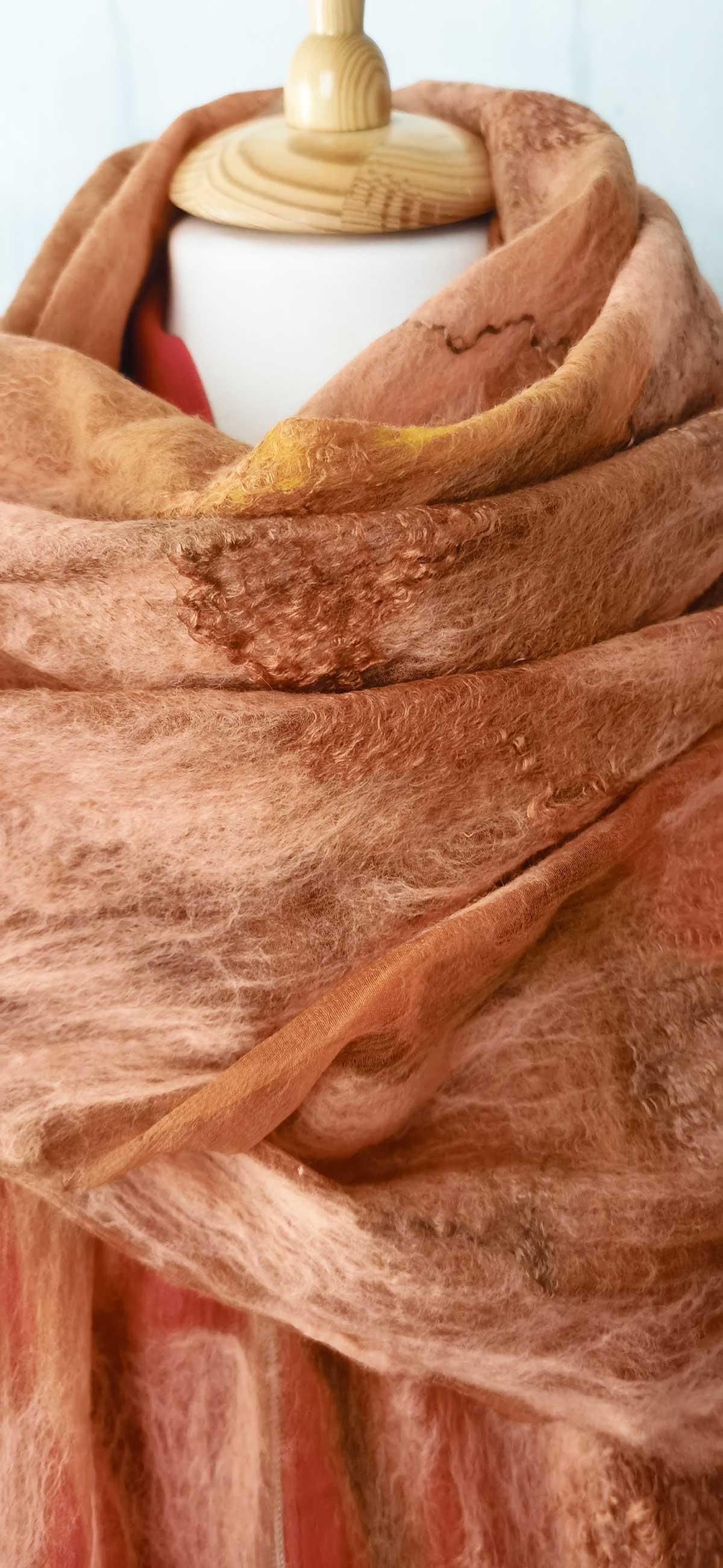 Оранжевый палантин из шерсти и шелка - 3