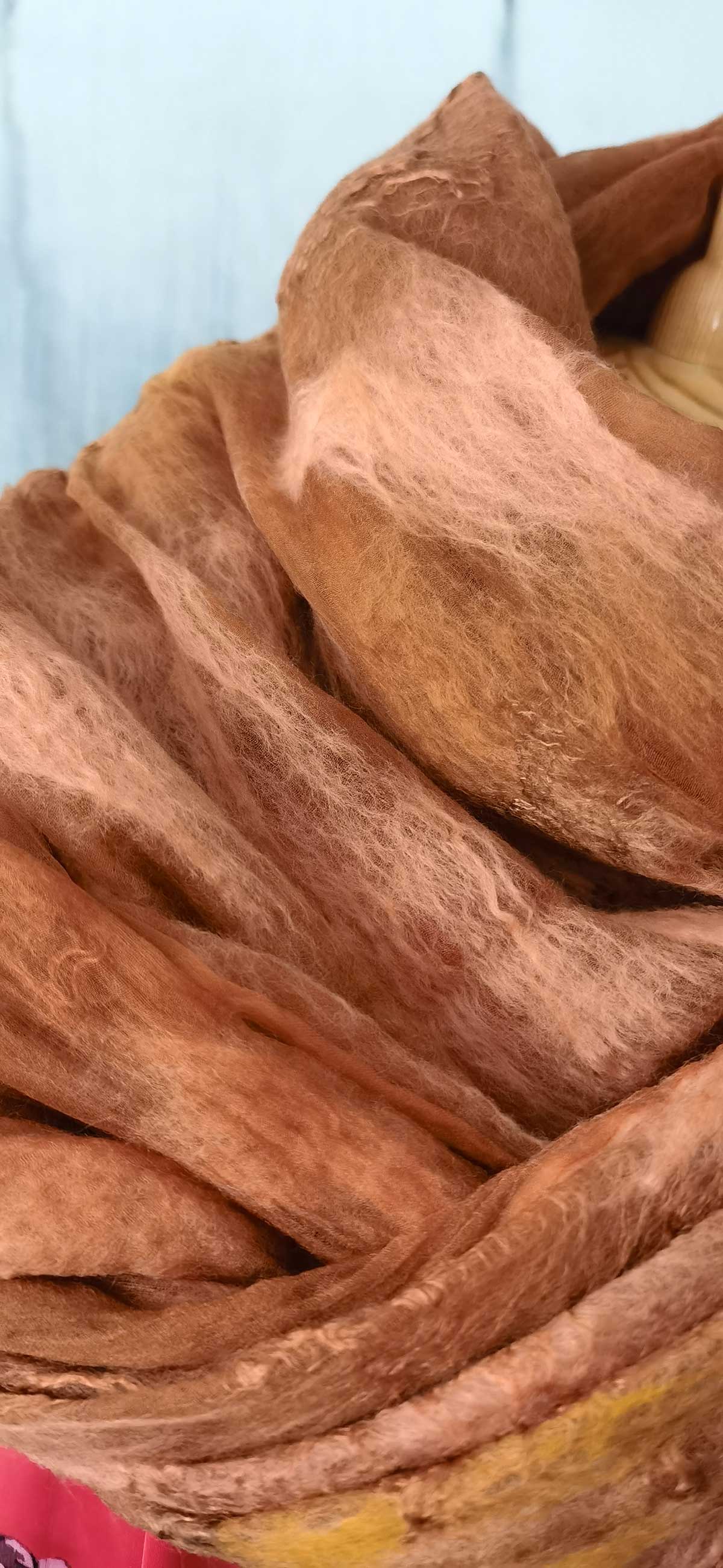 Оранжевый палантин из шерсти и шелка - 4