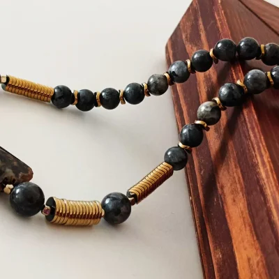 Колье чокер из натуральных камней: лабрадор, агат, гематин - превью 6