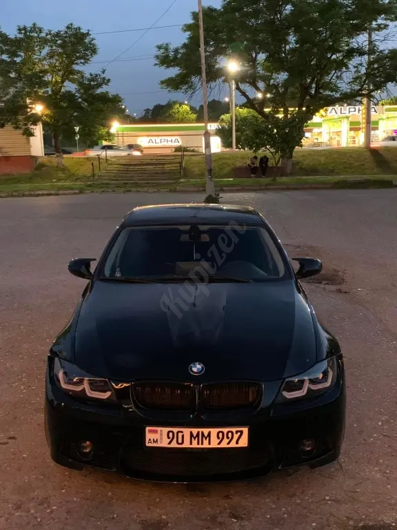 BMW E90 3 литра