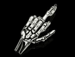 Подвеска с костями руки человека 3D модель