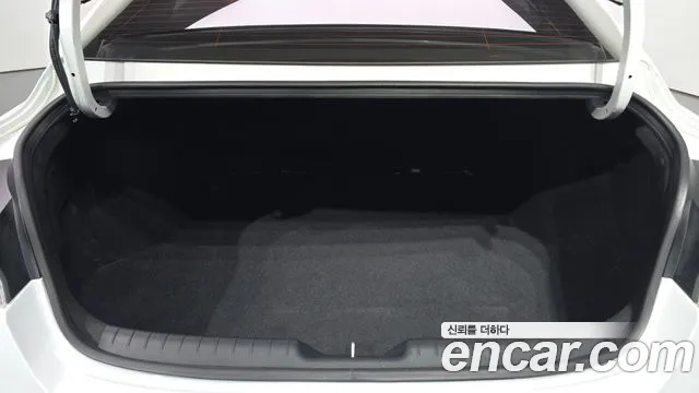Hyundai Elantra, фото 9