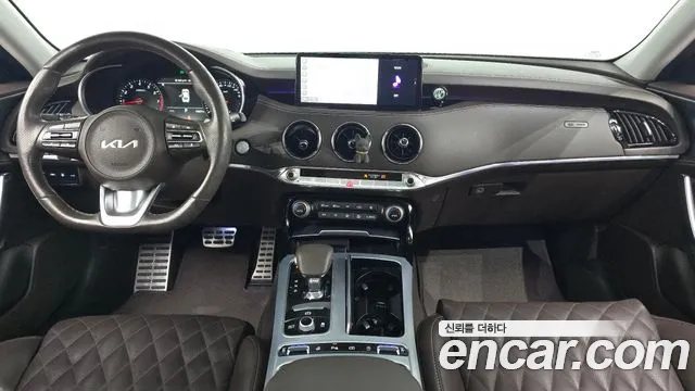 Kia Stinger, фото 10