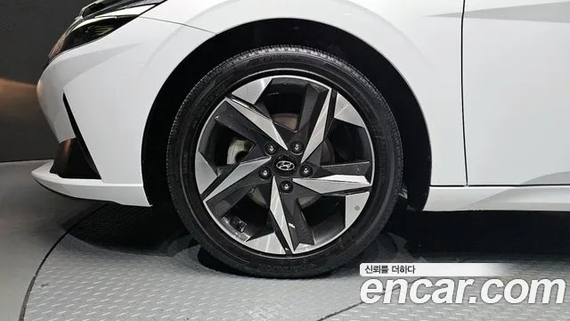 Hyundai Elantra, фото 13