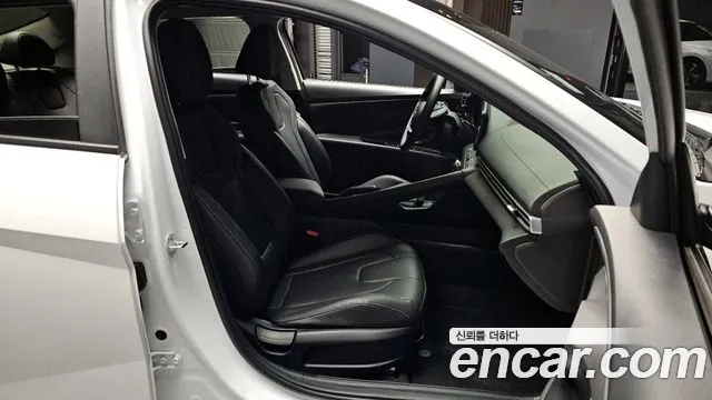 Hyundai Elantra, фото 17