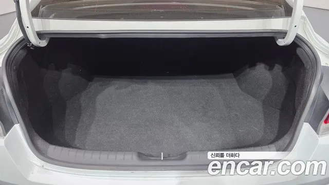 Hyundai Elantra, фото 4