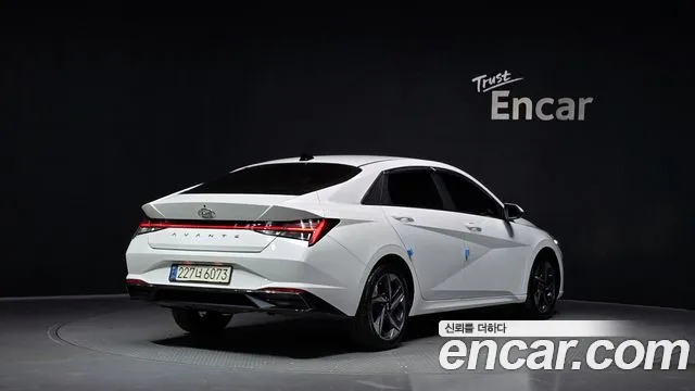 Hyundai Elantra, фото 1