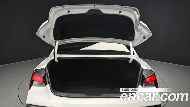 Hyundai The New Avante Hybrid (CN7), фото 19