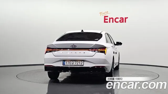 Hyundai Elantra, фото 5