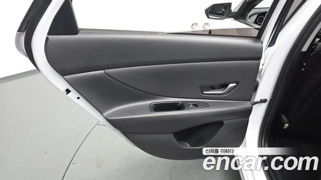 Hyundai Elantra, фото 2