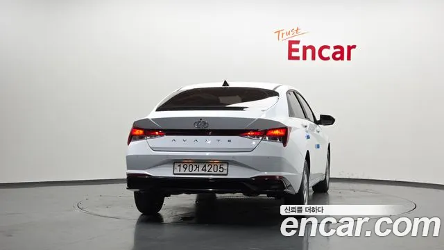 Hyundai Elantra, фото 9