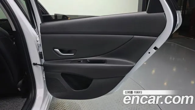 Hyundai Elantra, фото 30