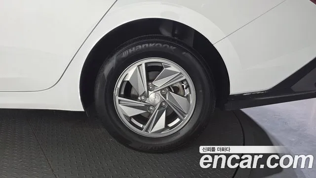 Hyundai Elantra, фото 13