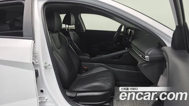 Hyundai Elantra, фото 14