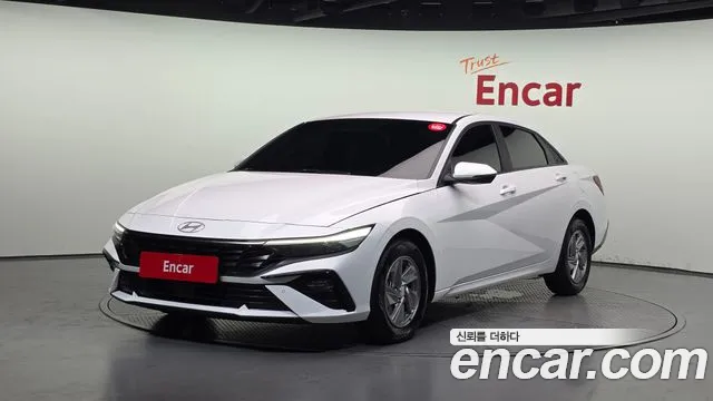 Hyundai Elantra, фото 1