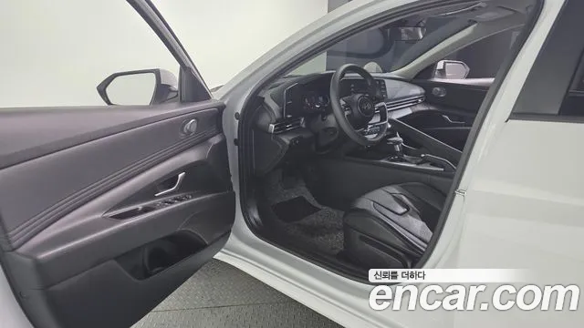 Hyundai Elantra, фото 3