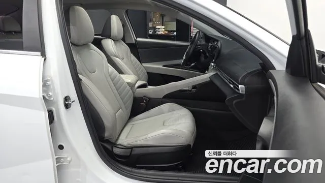 Hyundai Elantra, фото 31