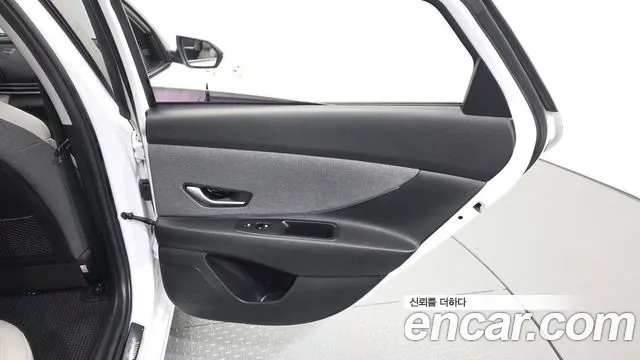 Hyundai Elantra, фото 13