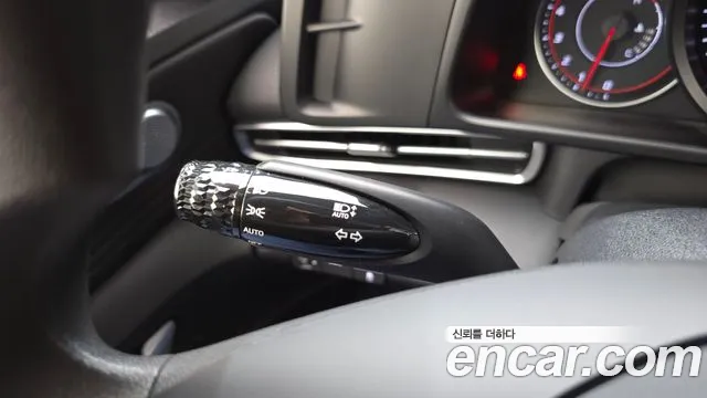 Hyundai Elantra, фото 3
