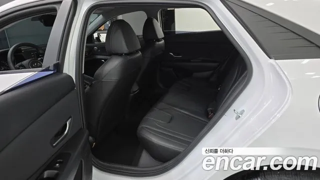 Hyundai Elantra, фото 28